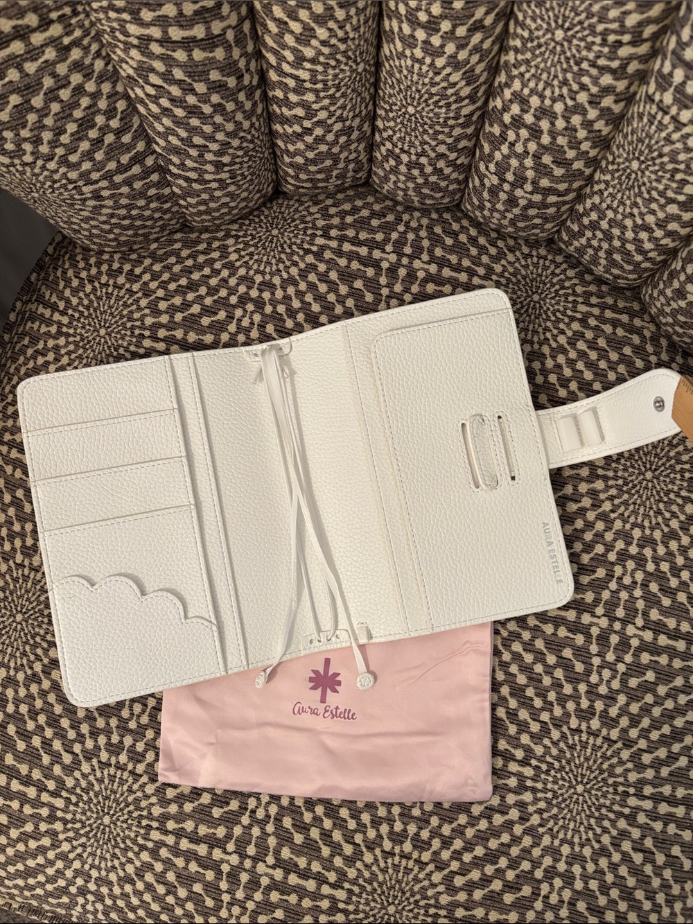 Aura Estelle B6 Airy Notebook Planner Cover Snow Angel White New with Dust bag - Picture 8 of 16